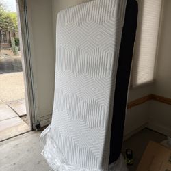 Twin Bed - Excellent Condition 