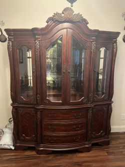  China Glass Wood Holder