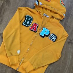 Bape Zip-Up Size Small ! 