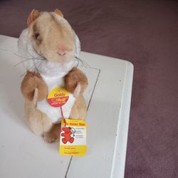 Steiff brand - Goldie Hamster with all tags