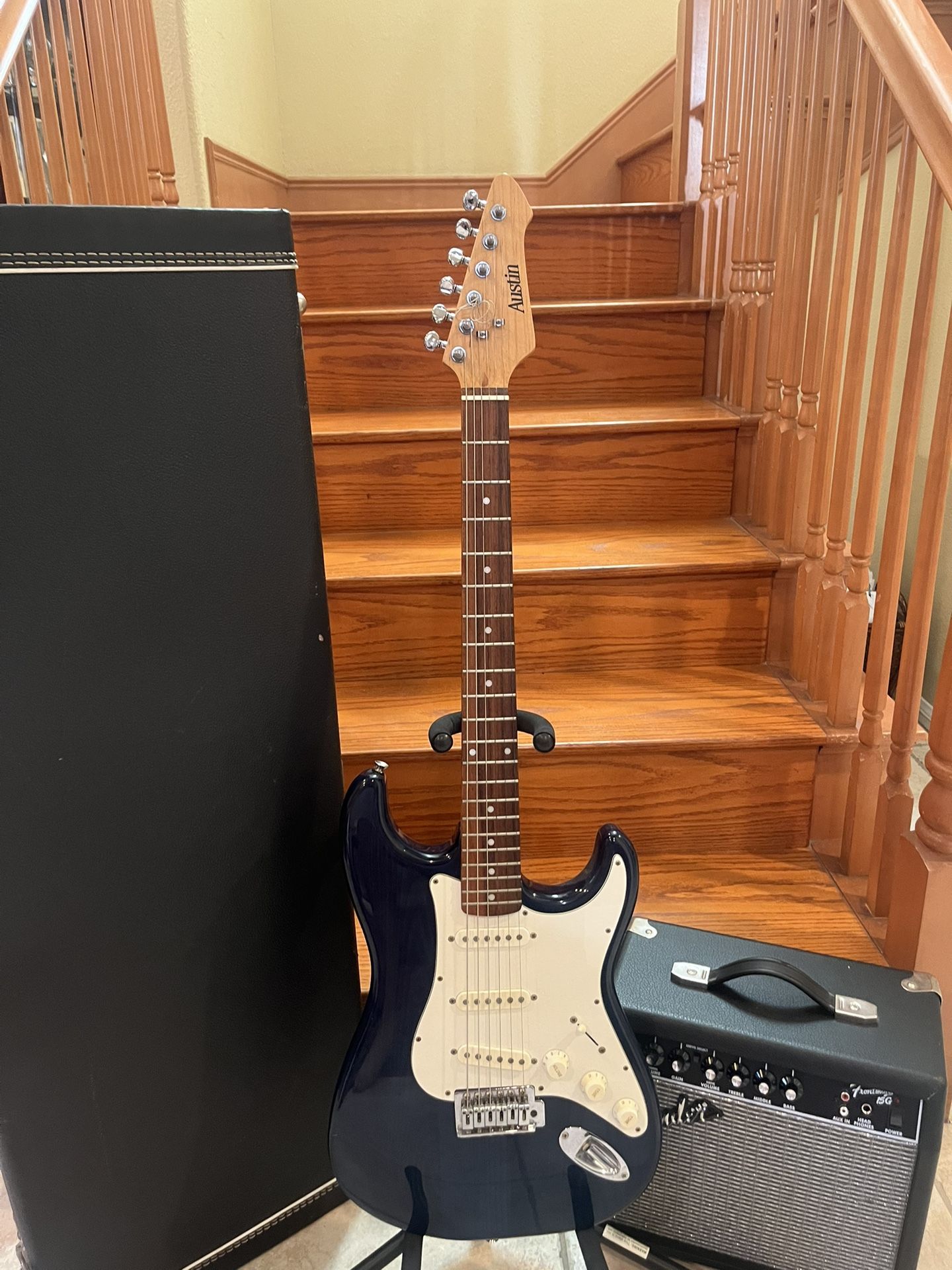 Austin Strat Electric Guitar (Mint) W/ Hardshell Case, Fender Amp 