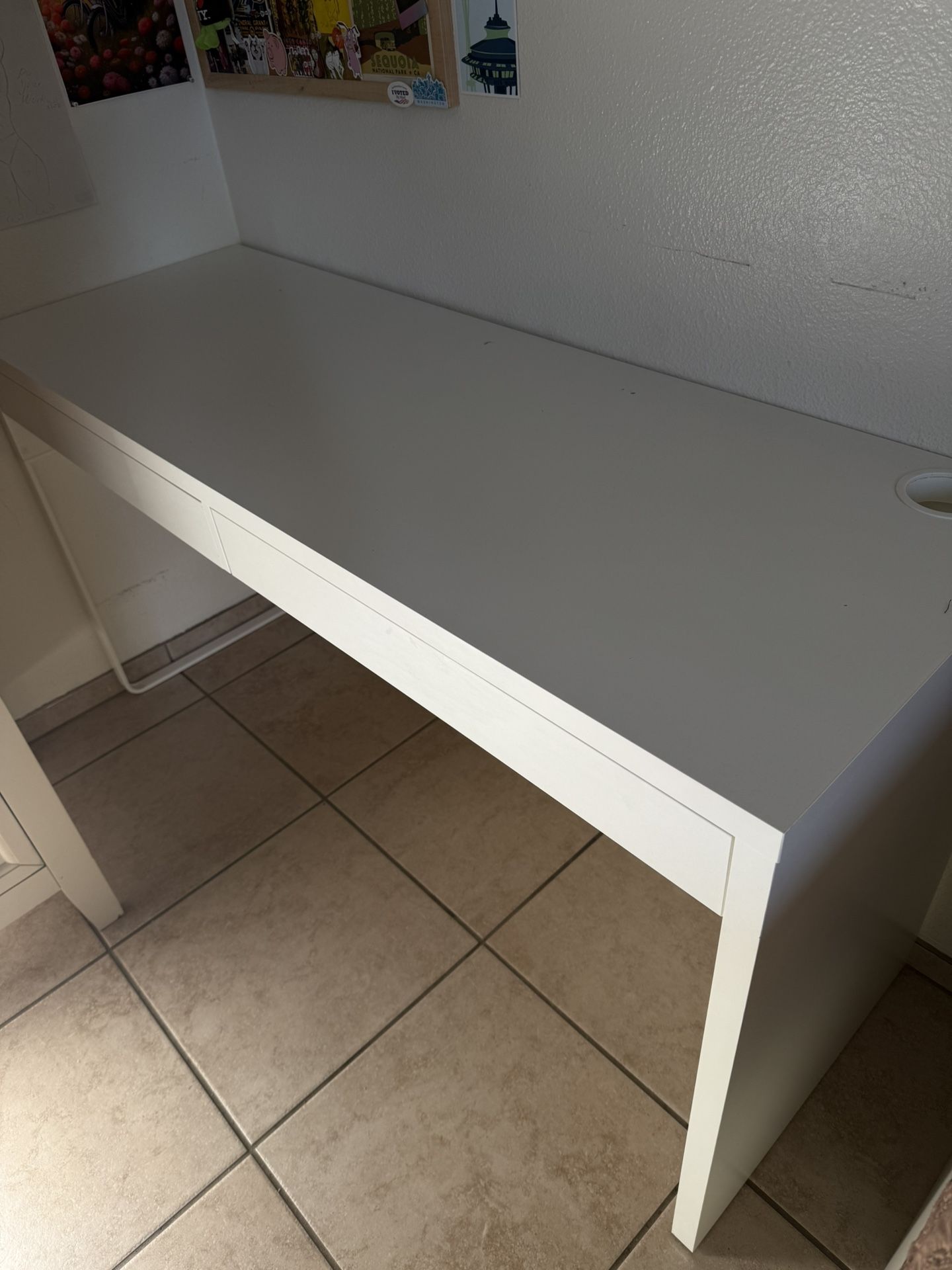 IKEA Micke White Desk