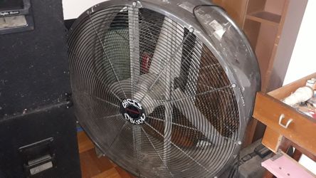 Shop fan