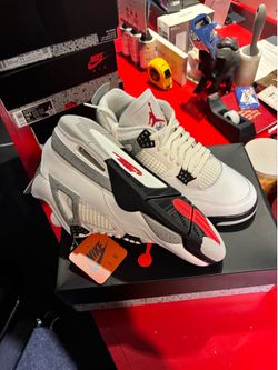 Nike Air Jordan White Cement Size 10.5/9.5