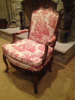6 Beautiful Drexel heritage arm chairs- French Provencial and 2 benches