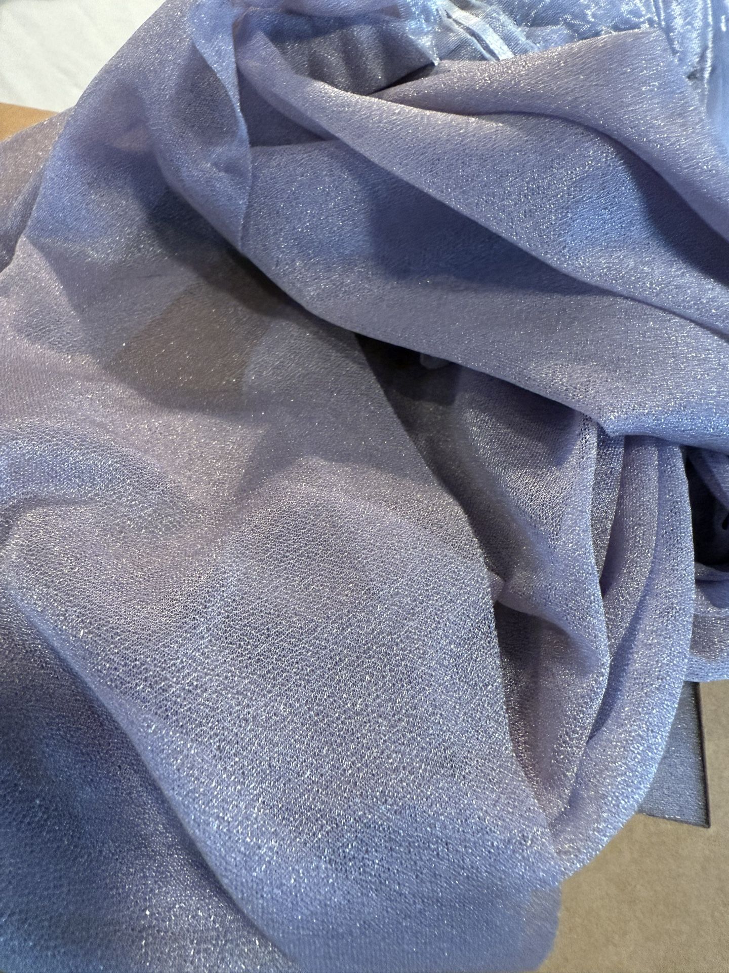 NEW*Ling’s Sheer Table Runners White (1) Lilac (3)