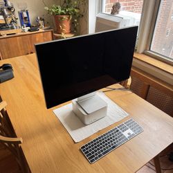 Apple Studio 27 Inch Monitor