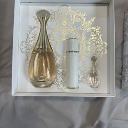 Christhian Dior J’adore 3 Piece Gift Set 