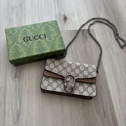 Gucci GG Supreme Mini Chain Crossbody Bag Brown Beige