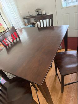Ashley 5 pcs Table and Chairs