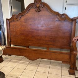 Vintage King Bed frame By Century Furniture