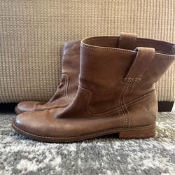 Frye Short Anna Boot