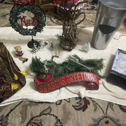Holiday Decorations/ 🎄 Ornaments lot
