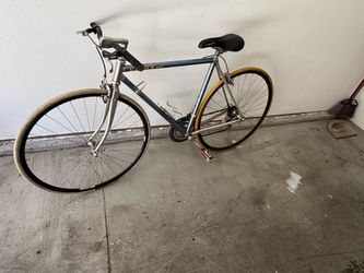 Vitus Bicycle / Small Racing Vintage Bicycle