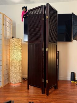 Durable wooden room divider