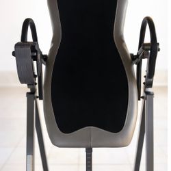 Mesa de Inversión INNOVA – Estiramiento de Espalda