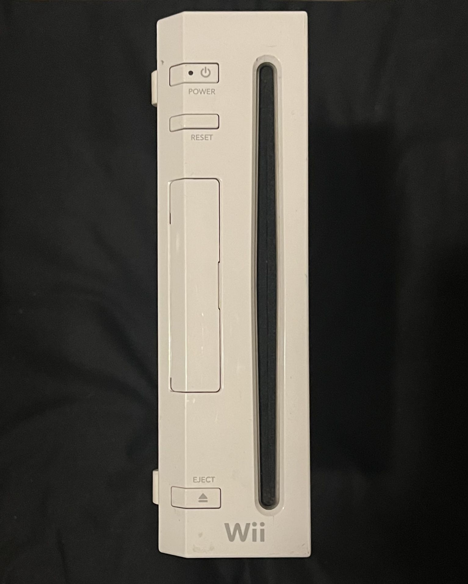 Nintendo Wii (Console) With Two Games