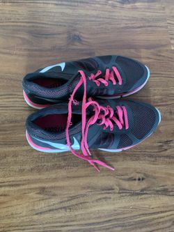 Workout shoes size 9