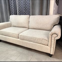 Set Of 2 White Couches 