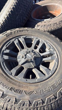 Chevrolet Silverado obs 5 lug rims $400 obo