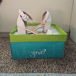 Y.Not? Shoe White Heels Size 7 