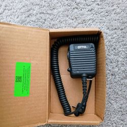 OTTO Speaker Microphone: Fits Vertex Std, For VX-210 Series, 2.5 mm_3.5 mm Jack, Push To Talk