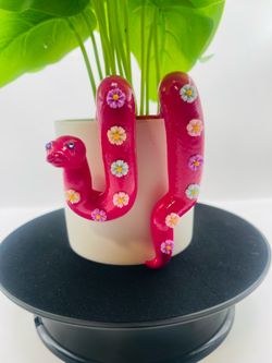 “Miss Daisy Mae” Hanging Snake for Potted Plants