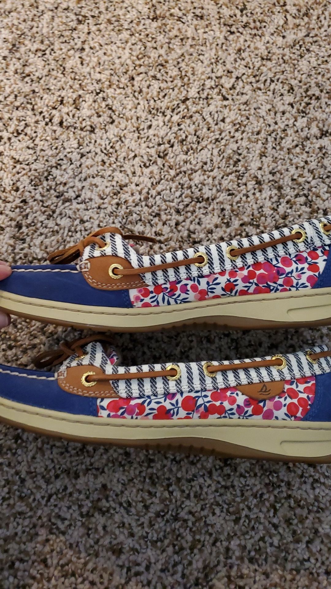 Womens Sperry shoes