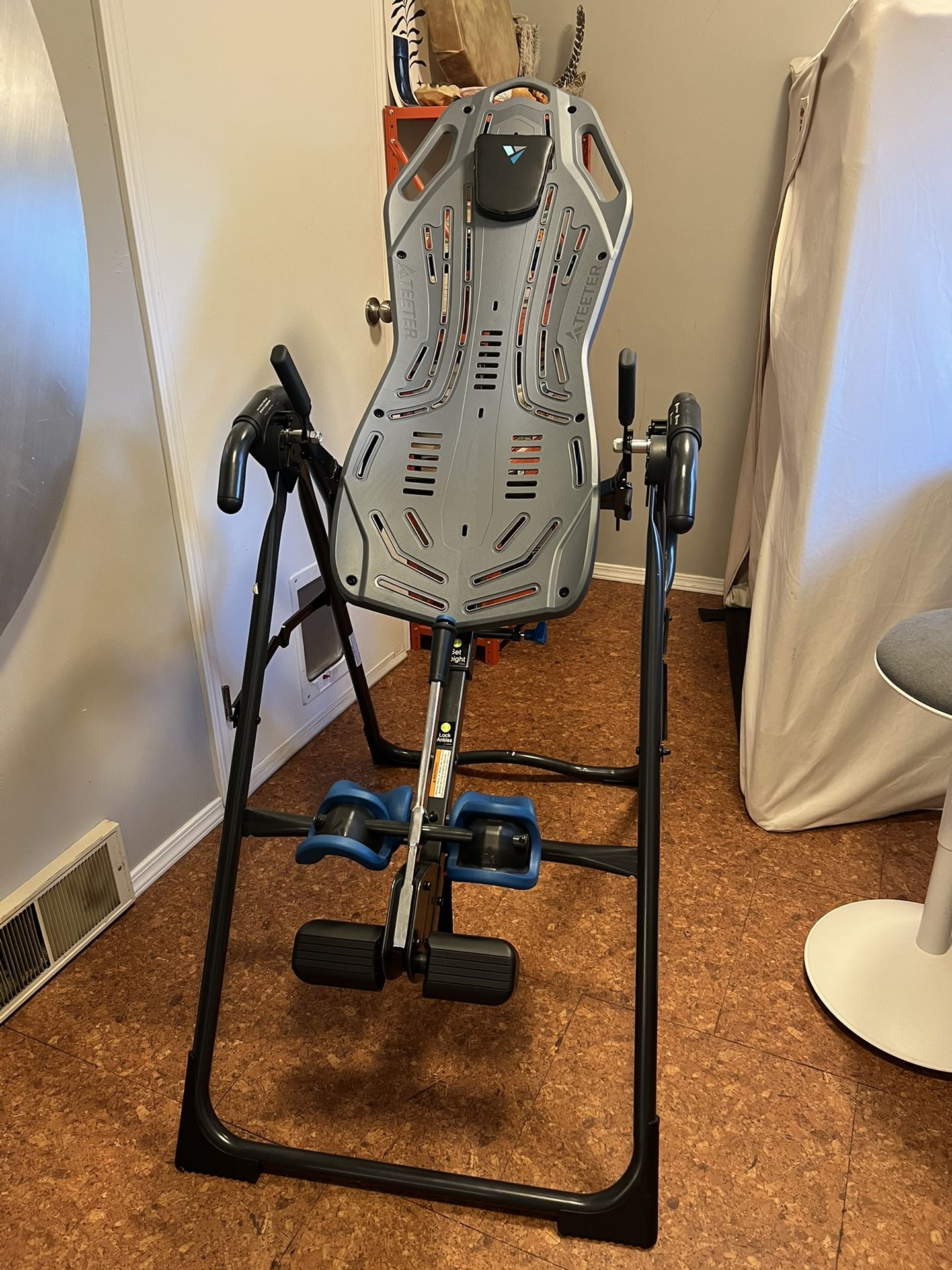 Teeter Inversion Table for Sale in Bothell, WA - OfferUp