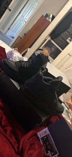Jordan black cats 7y