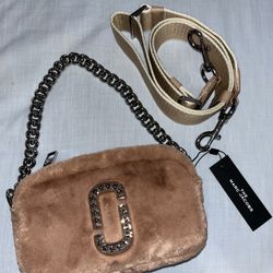 Marc Jacobs The Soft Pink Push Snapshot Crossbody Bag