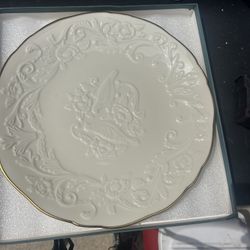 This is a Lenox Wedding Promises Marriage or Anniversary Plate