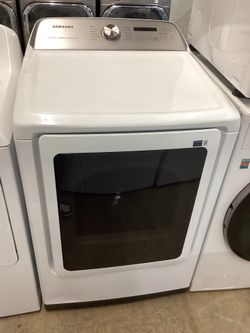 Samsung 7.4 cu.ft. Electric Dryer New Scratch and Dent