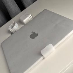 Brand New Apple Mac Book Pro M5 Chip 