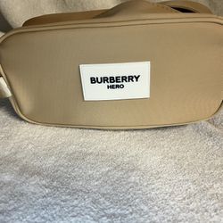Burberry Pouch