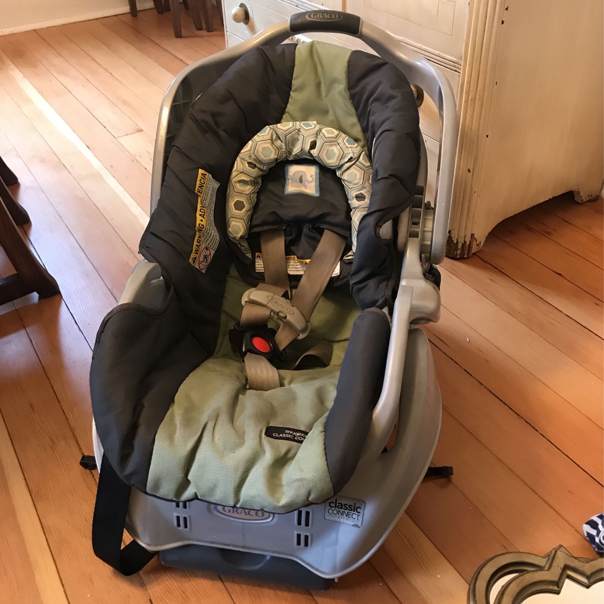 Graco Infant Car seat & Matching Double Stroller