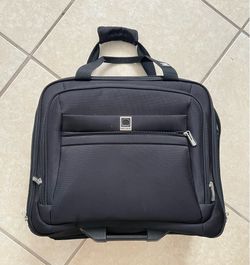 Underseat carryon luggage