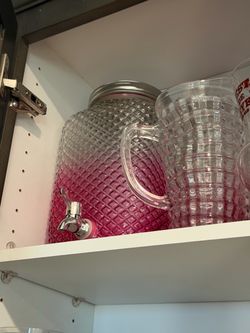 Juice container and pitcher