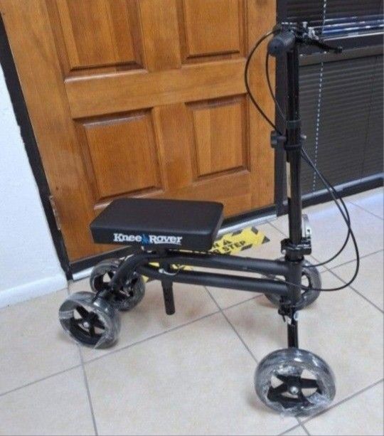 Economy Knee Scooter