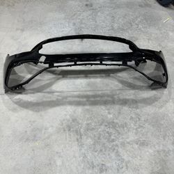 2019-2020 MERCEDES BENZ GLA  250 AMG FRONT BUMPER  COVER OEM USED 