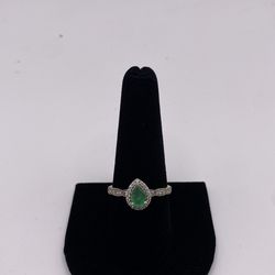 14k pear emerald 3.1G