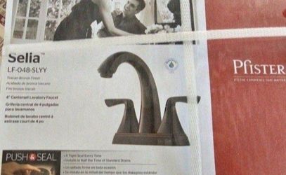 Pfister Selia 2-Handle 4" Bathroom Faucet In Tuscan Bronze