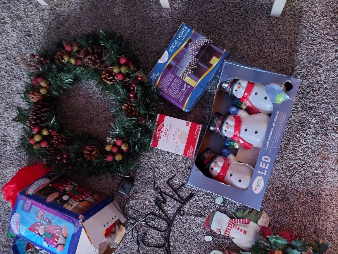 Lots Of Christmas Stuff