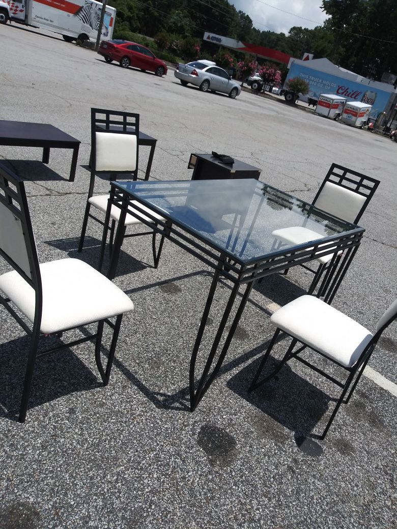 Kitchen table with 4 chairs for sale