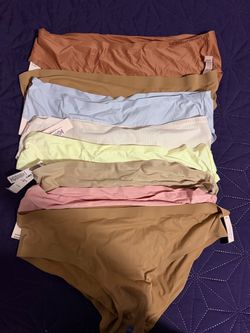 Victoria's Secret Seamless Panties – Lot of 8