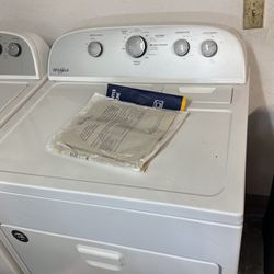 Whirlpool gas Dryer Barely Used Front Load