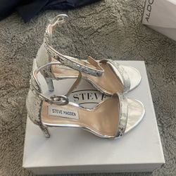 Steve Madden 