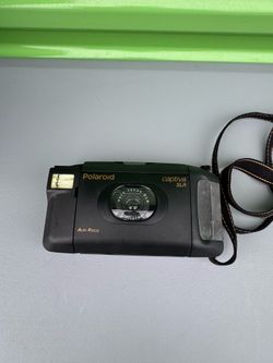 Vintage Polaroid Camera 📸