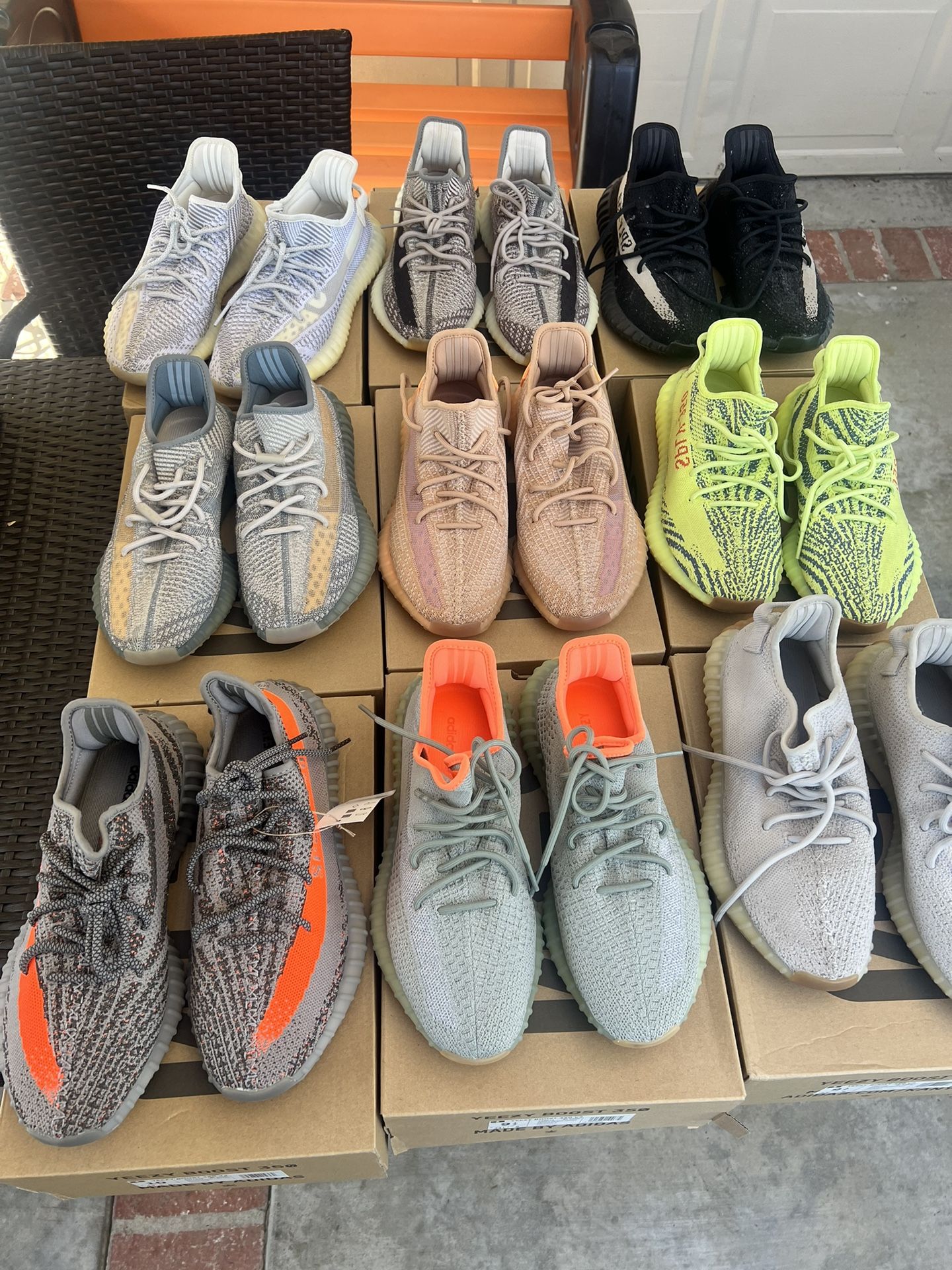 Yeezy 350 Sz 9.5 for Sale in Long Beach, CA OfferUp