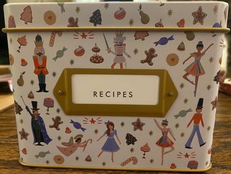 Recipe box and cards